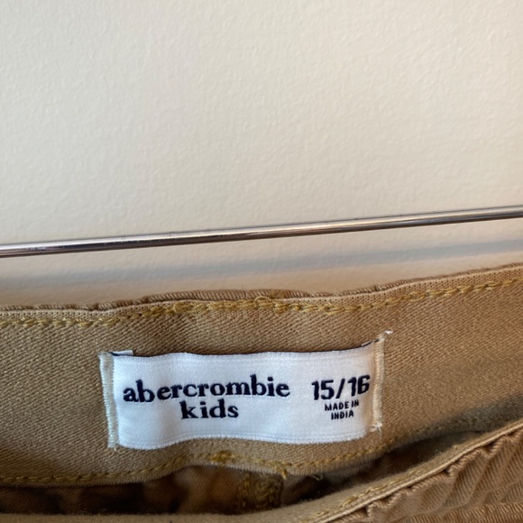 Abercrombie Kids Pants size 15/16 youth XL tan kaki - Picture 2 of 5